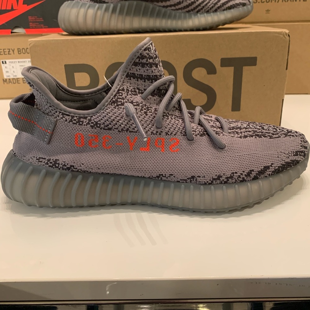 Yeezy boost 350 V2 Beluga 2.0 size 10